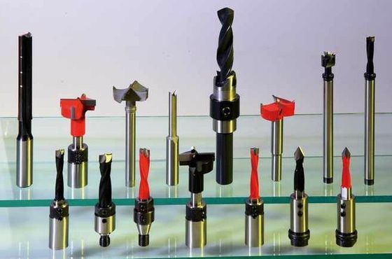 TCT مته براد نقطه به نقطه V فولاد کربن ماشین خسته کننده با طول عمر بالا با عملیات حرارتی